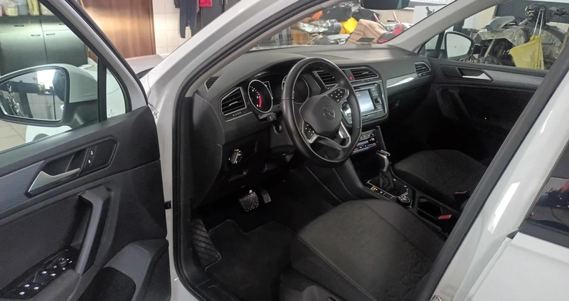 Volkswagen Tiguan cena 159900 przebieg: 39000, rok produkcji 2022 z Libiąż małe 154